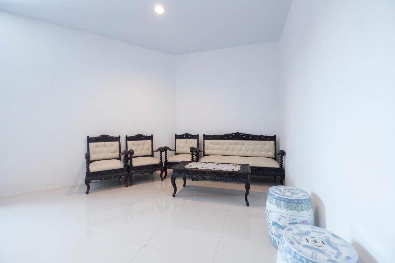 Oyo 1633 Hotel Darma Nusantara 3 Mandai Kültér fotó