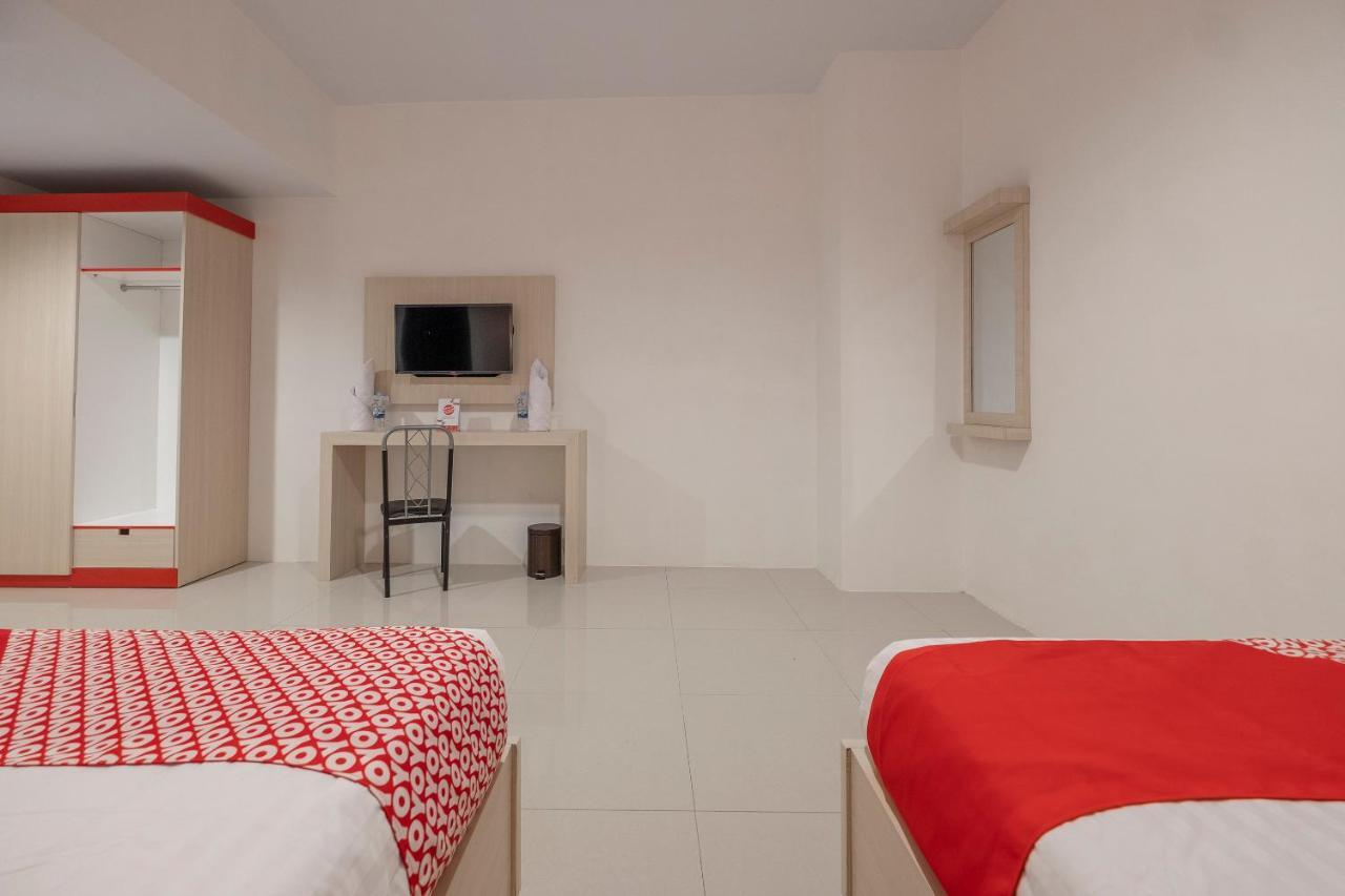 Oyo 1633 Hotel Darma Nusantara 3 Mandai Kültér fotó